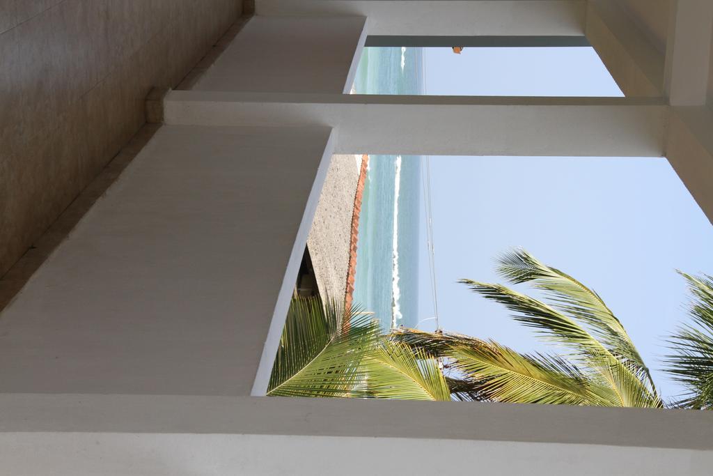 Hotel Neptune Bay Unawatuna Beach ภายนอก รูปภาพ