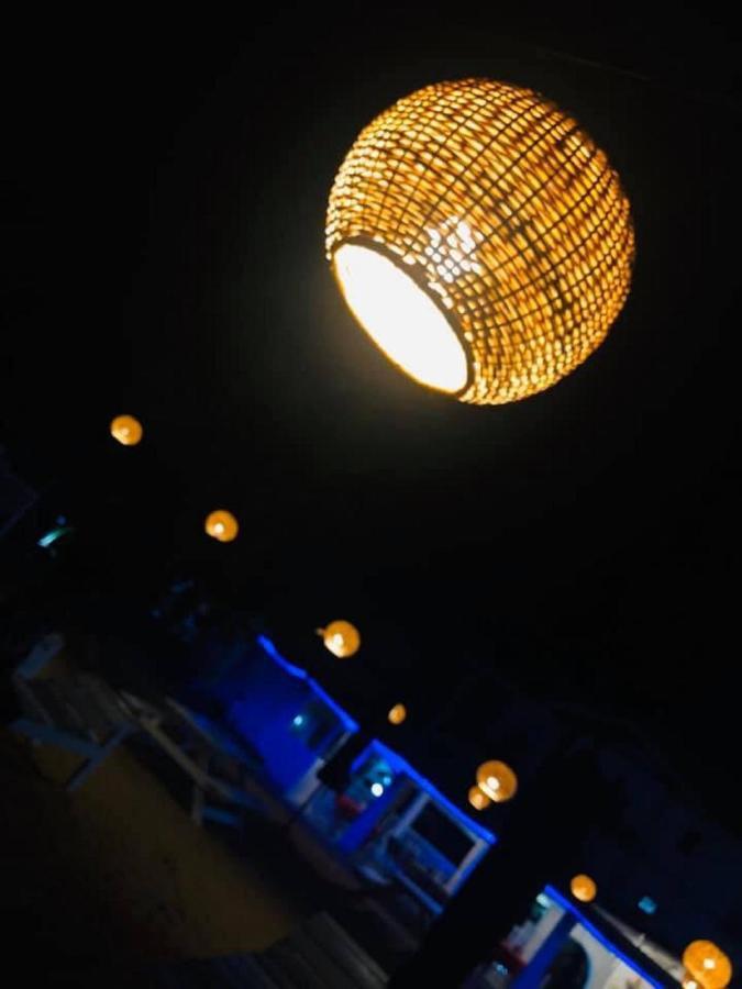 Hotel Neptune Bay Unawatuna Beach ภายนอก รูปภาพ